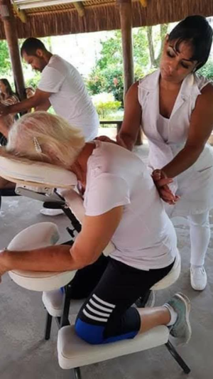 Marha - Terapeuta especialista em atendimento unissex